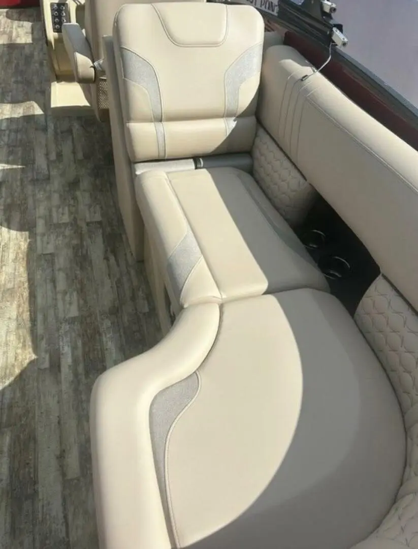 2023 Bimini caribbean lx 230