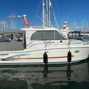 2000 Beneteau Antares 760