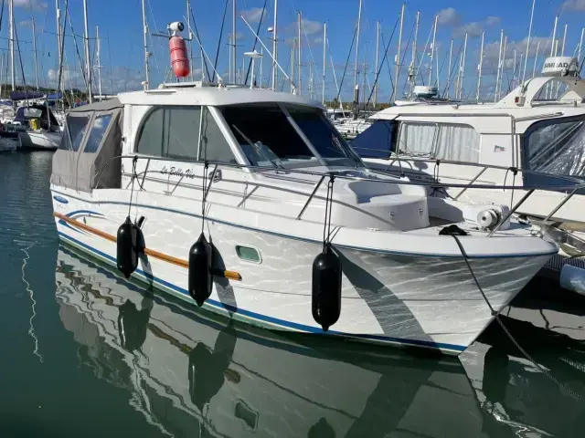 Beneteau Antares 760