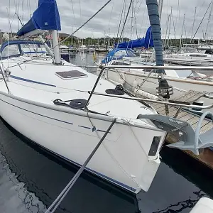 2007 Bavaria 30 Cruiser