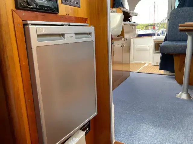 Beneteau Antares 760