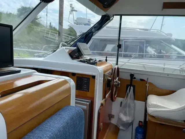 Beneteau Antares 760