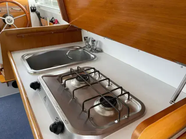 Beneteau Antares 760