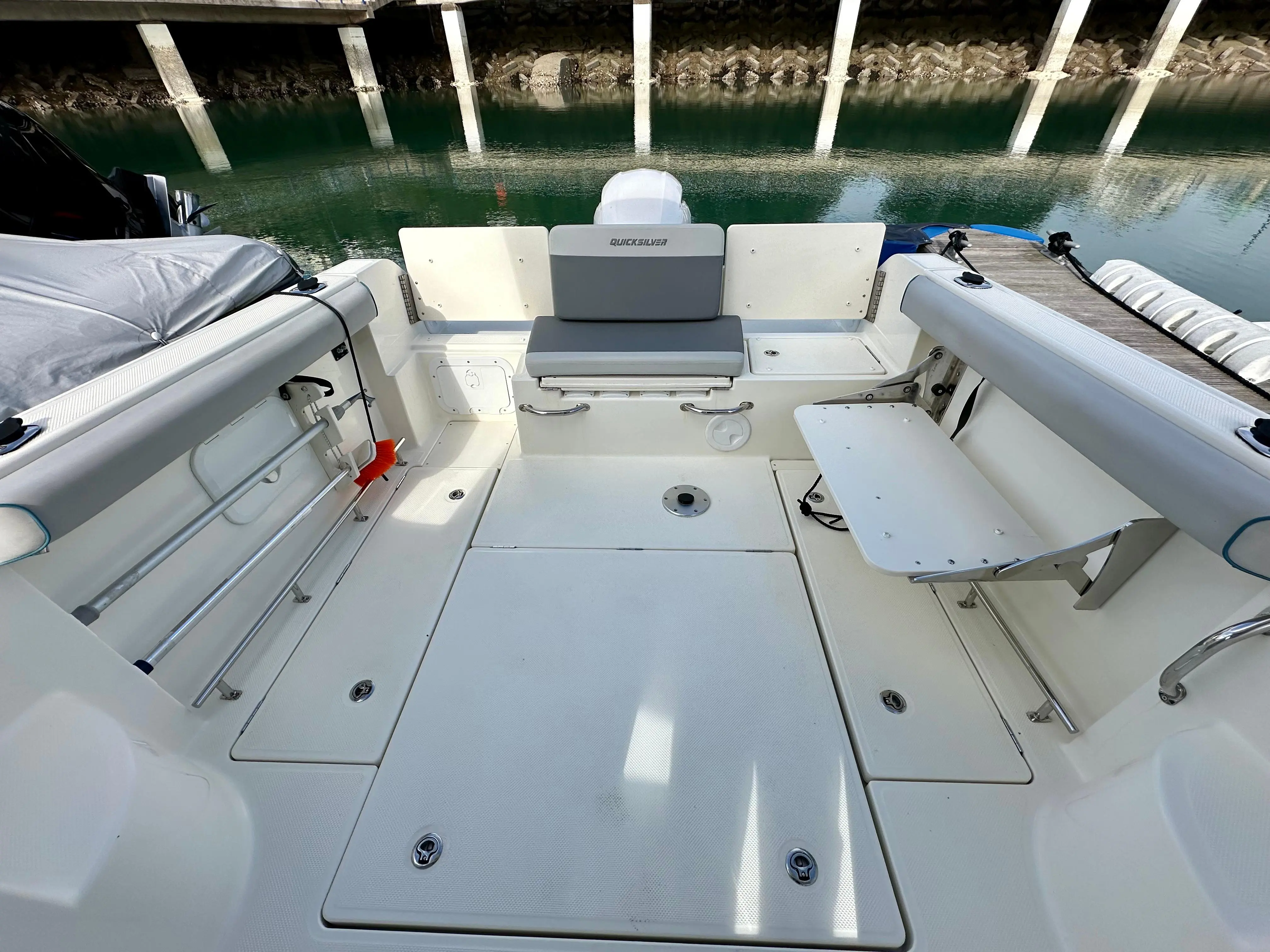 2022 Quicksilver 625 pilothouse