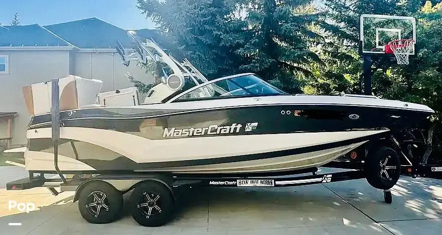 2021 Mastercraft xt 22