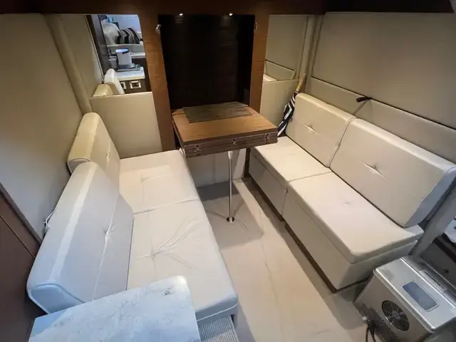 Sea Ray Sundancer 410