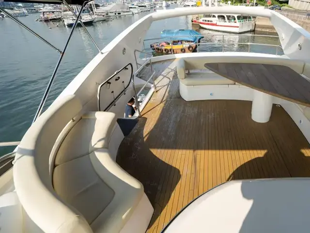 Sunseeker Predator 82