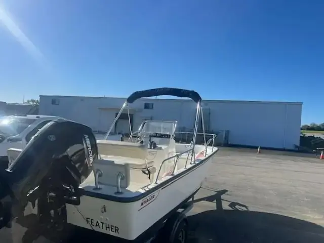 Boston Whaler 17 Montauk