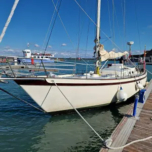 1984 Tradewind 35