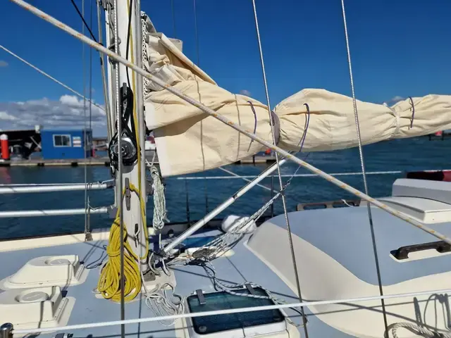 Tradewind 35