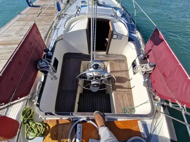 Tradewind 35