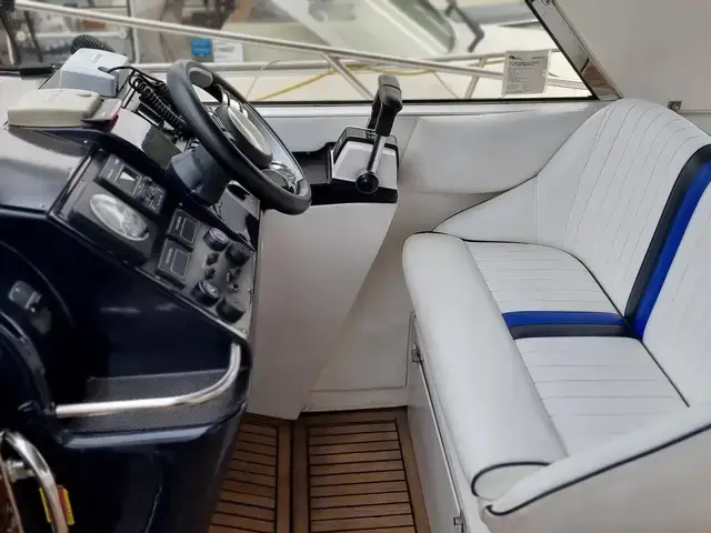 Fairline Targa 33