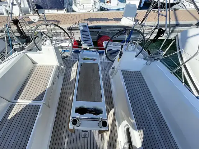 Beneteau Oceanis 35