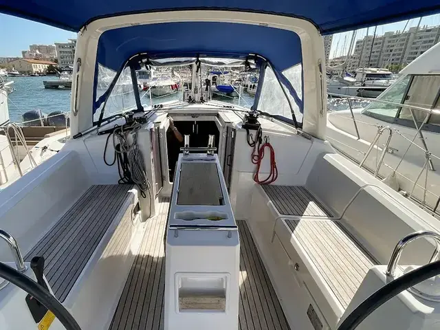 Beneteau Oceanis 35