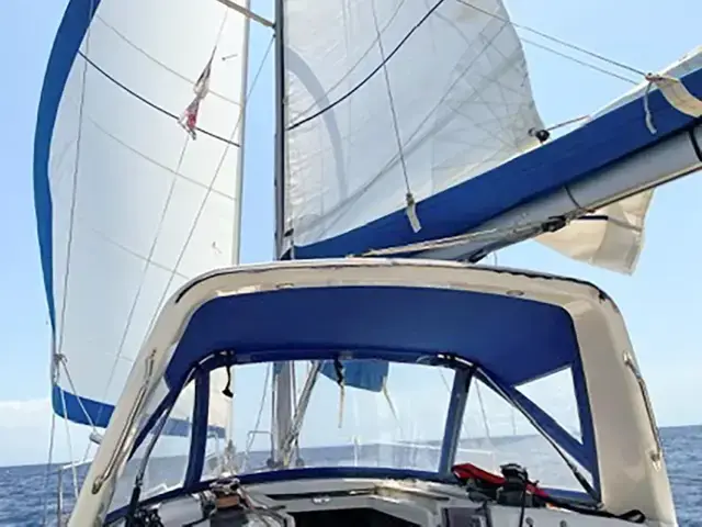 Beneteau Oceanis 35