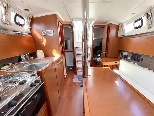 Beneteau Oceanis 35