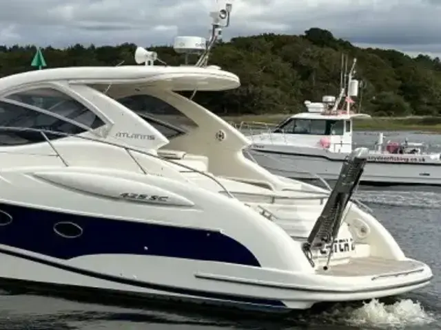 Azimut Atlantis 425 SC HT