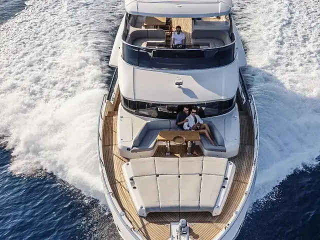 Absolute Navetta 68