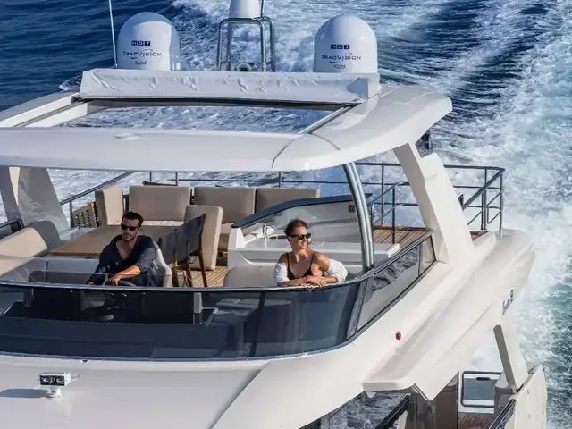 Absolute Navetta 68