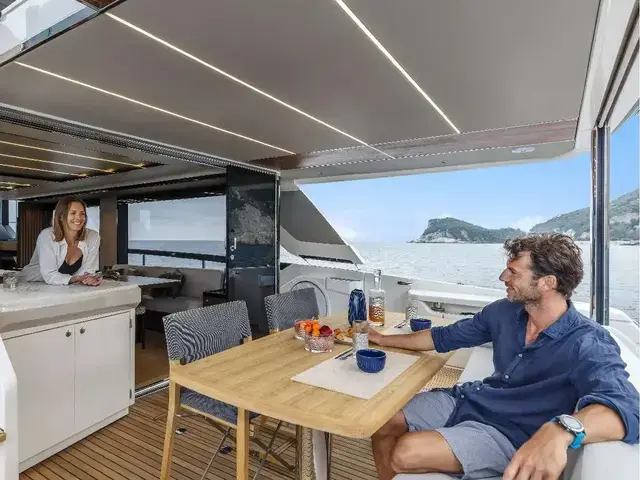 Absolute Navetta 68