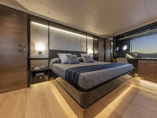 Absolute Navetta 75