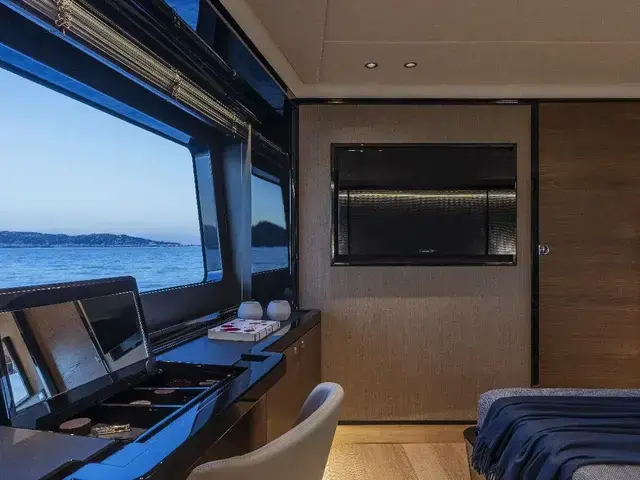 Absolute Navetta 75