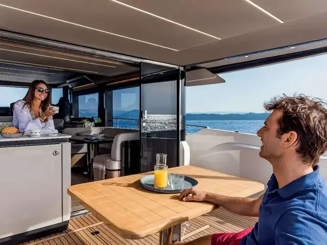 Absolute NAVETTA 58