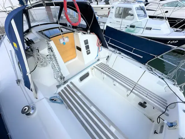 Beneteau First 285