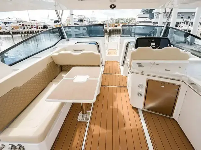 Aquila 36 Sport