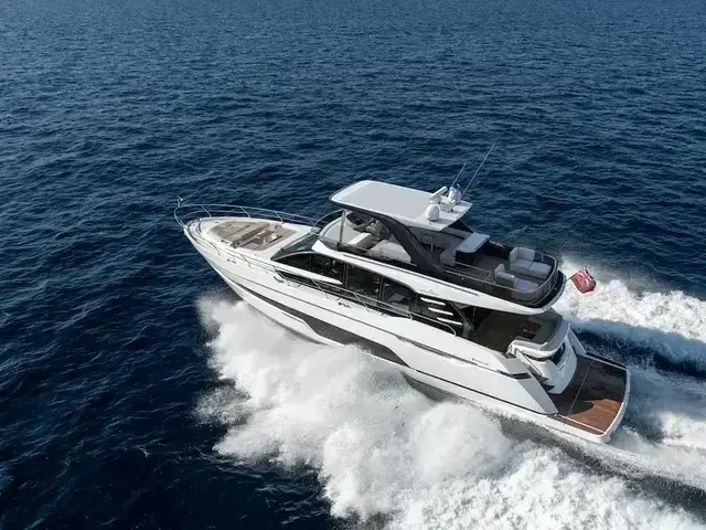 Fairline Squadron 68