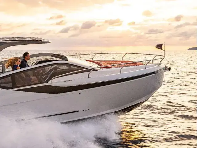 Fairline F Line 33