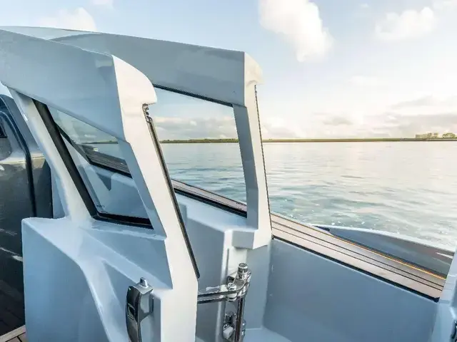 Fairline F Line 33