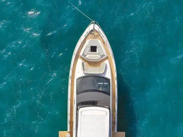 Fairline Squadron 58