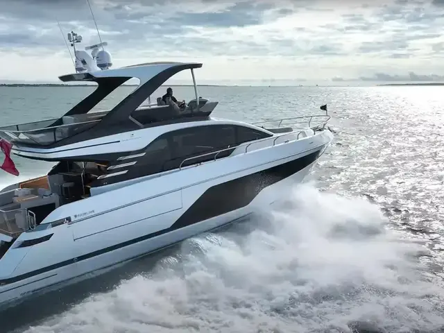 Fairline Squadron 58