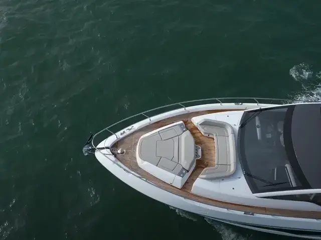 Fairline Squadron 58