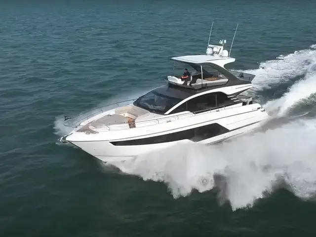 Fairline Squadron 58