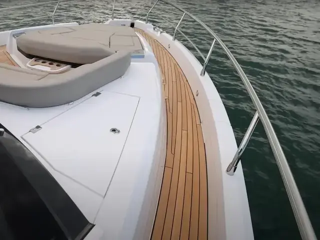 Fairline Squadron 58