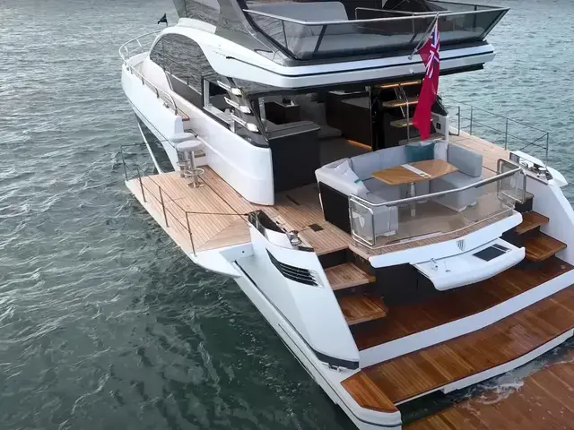 Fairline Squadron 58