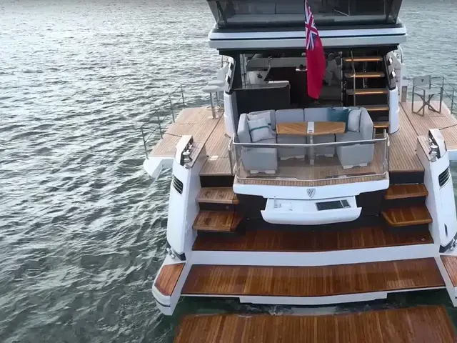 Fairline Squadron 58