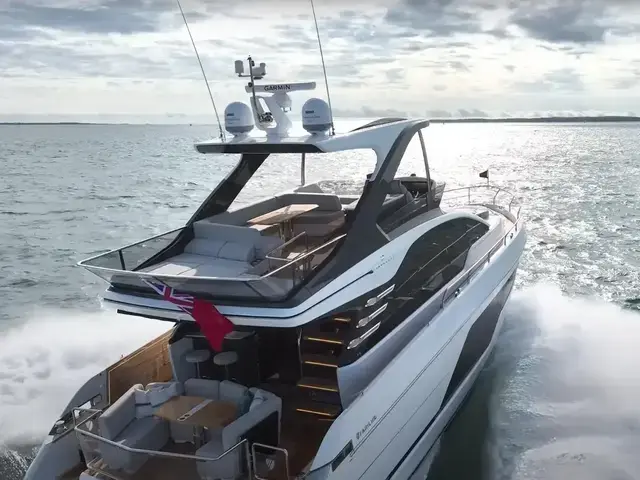 Fairline Squadron 58