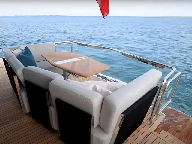 Fairline Squadron 58