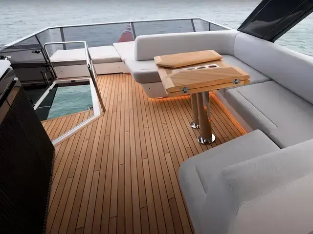 Fairline Squadron 58