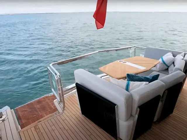 Fairline Squadron 58