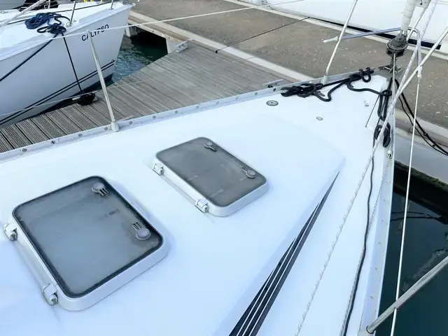 Beneteau First 285