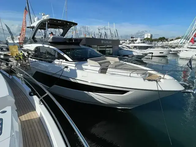 Fairline Squadron 58