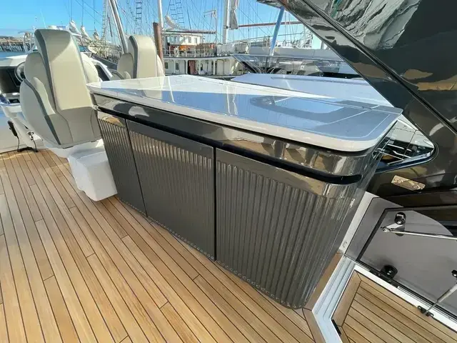 Fairline Squadron 58