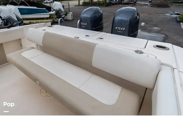 2015 Robalo 242 cc