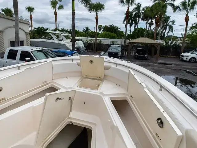 Robalo 242 CC