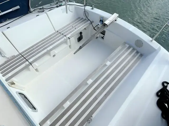 Beneteau First 285