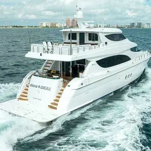 2014 Hatteras 80 Motor Yacht